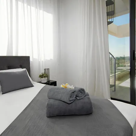 Queen Lydia 프로타라스